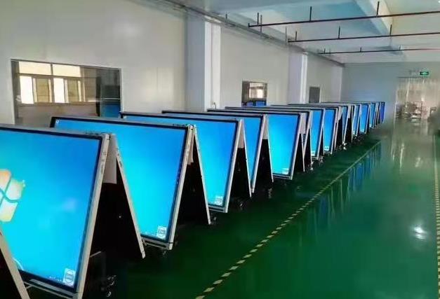 石家莊達林觸摸一體機引領(lǐng)行業(yè)發(fā)展潮流