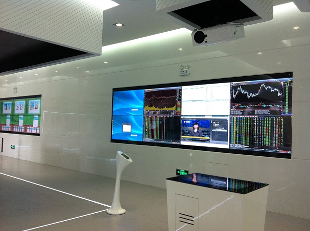 目前液晶拼接屏生產(chǎn)廠家的發(fā)展現(xiàn)狀如何？