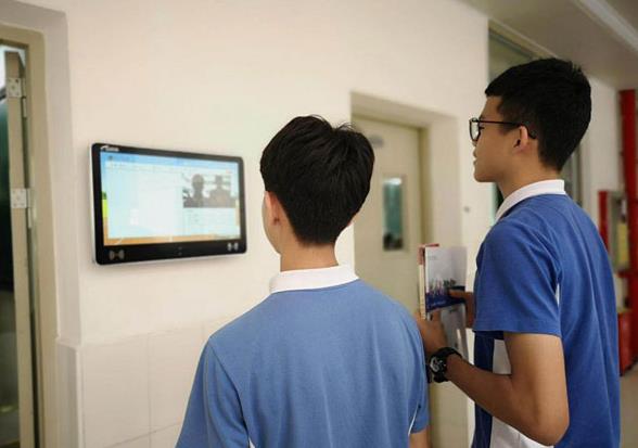 電子班牌有什么作用？電子班牌在學(xué)校中的應(yīng)用如何？